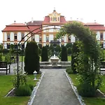 Apartmán Zámek Jemniště Postupice