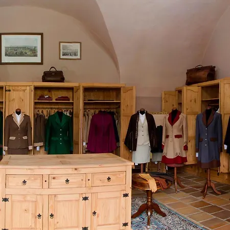 Zamek Jemniste Apartment *