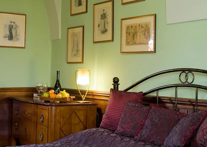 Zamek Jemniste Апартаменты Postupice