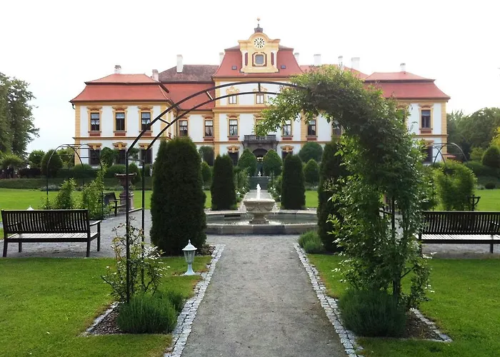 Appartement Zamek Jemniste Postupice